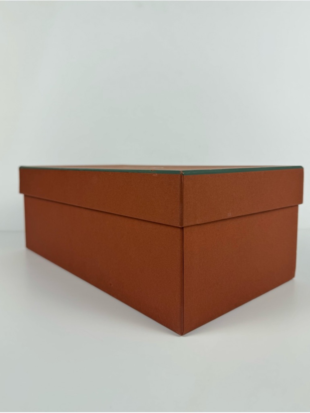 Loro Piana Luxury Shoe empty Box Brown with wrapping paper 13'x8'x5' - Picture 3 of 9